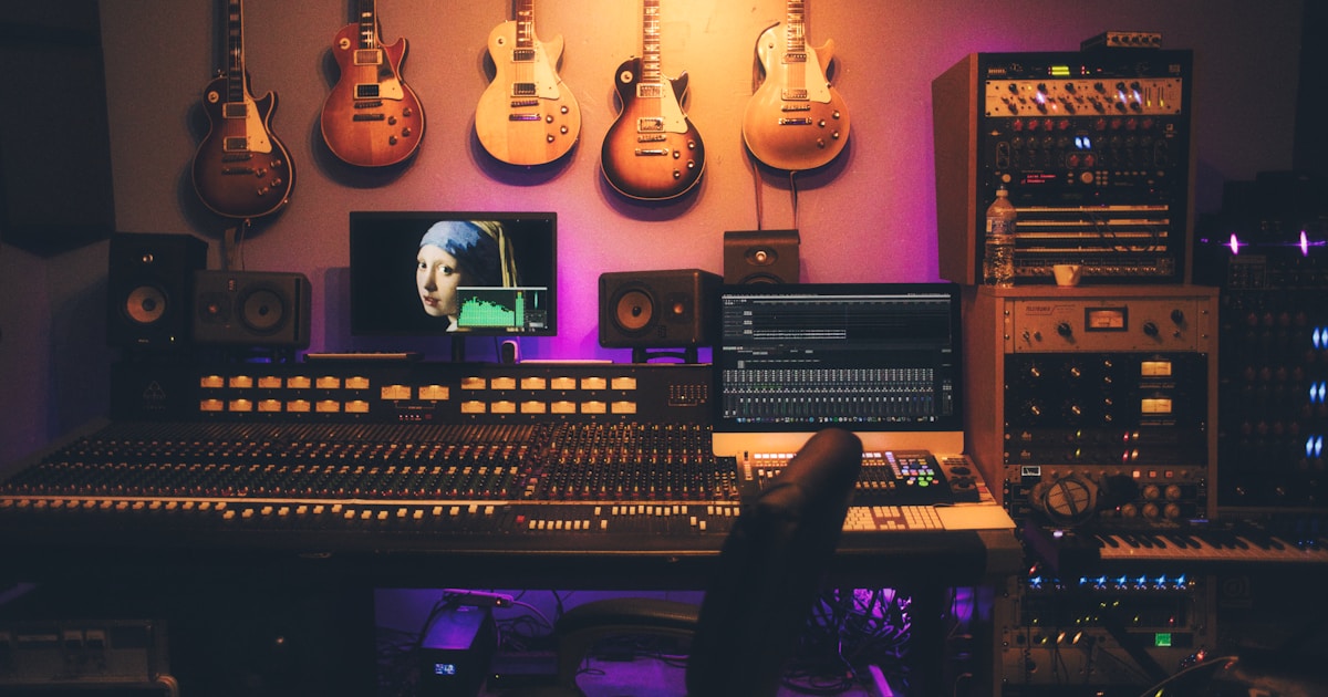 ElevenLabs AI语音合成评测封面